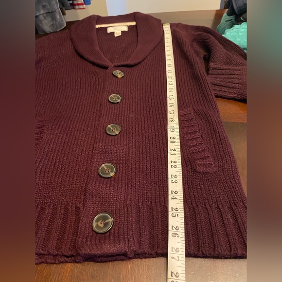 Forever 21 Men’s Knit Button Up Maroon Cardigan - Picture 7 of 7